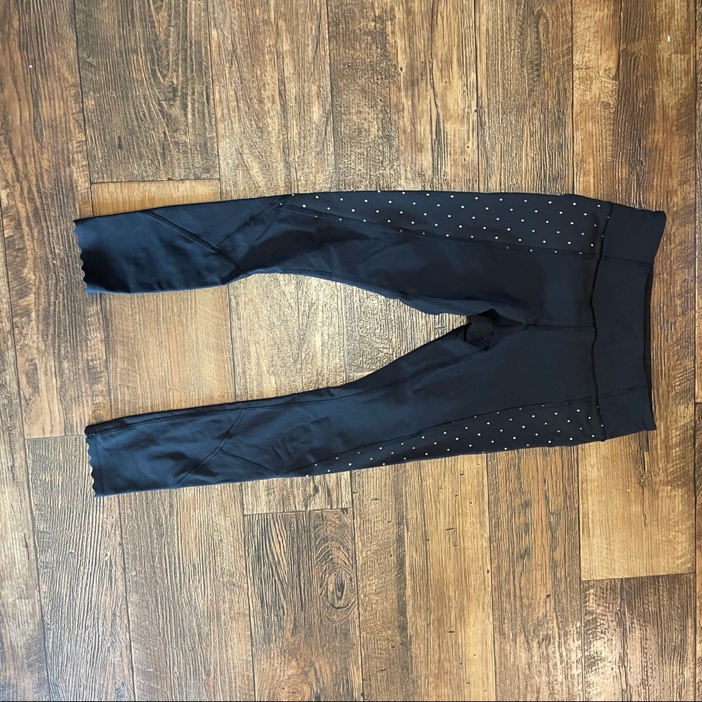 Lululemon Reflective Scalloped Tight Size 4